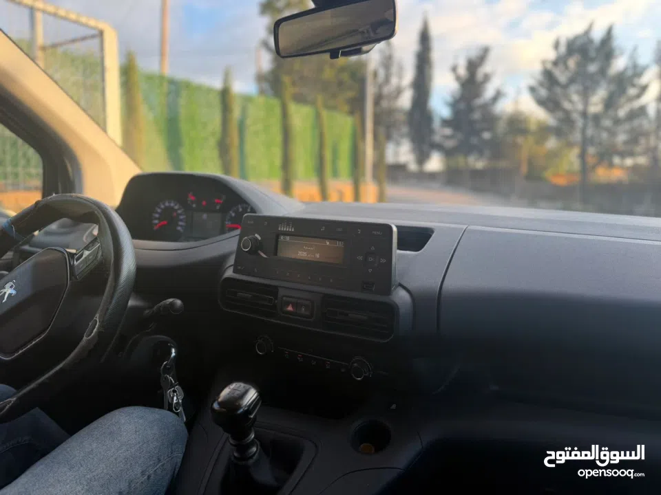 بيجو ريفتر 2021