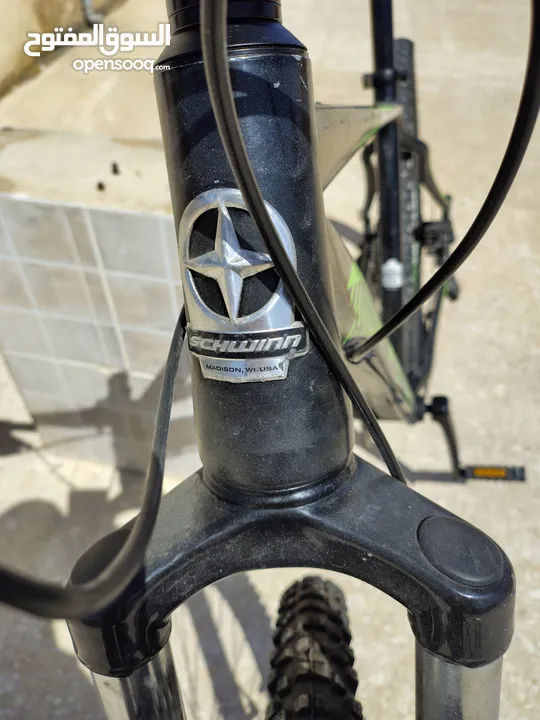 بسكليت تصميم امريكي وصناعة تايوانSchwinn boundry للبيع
