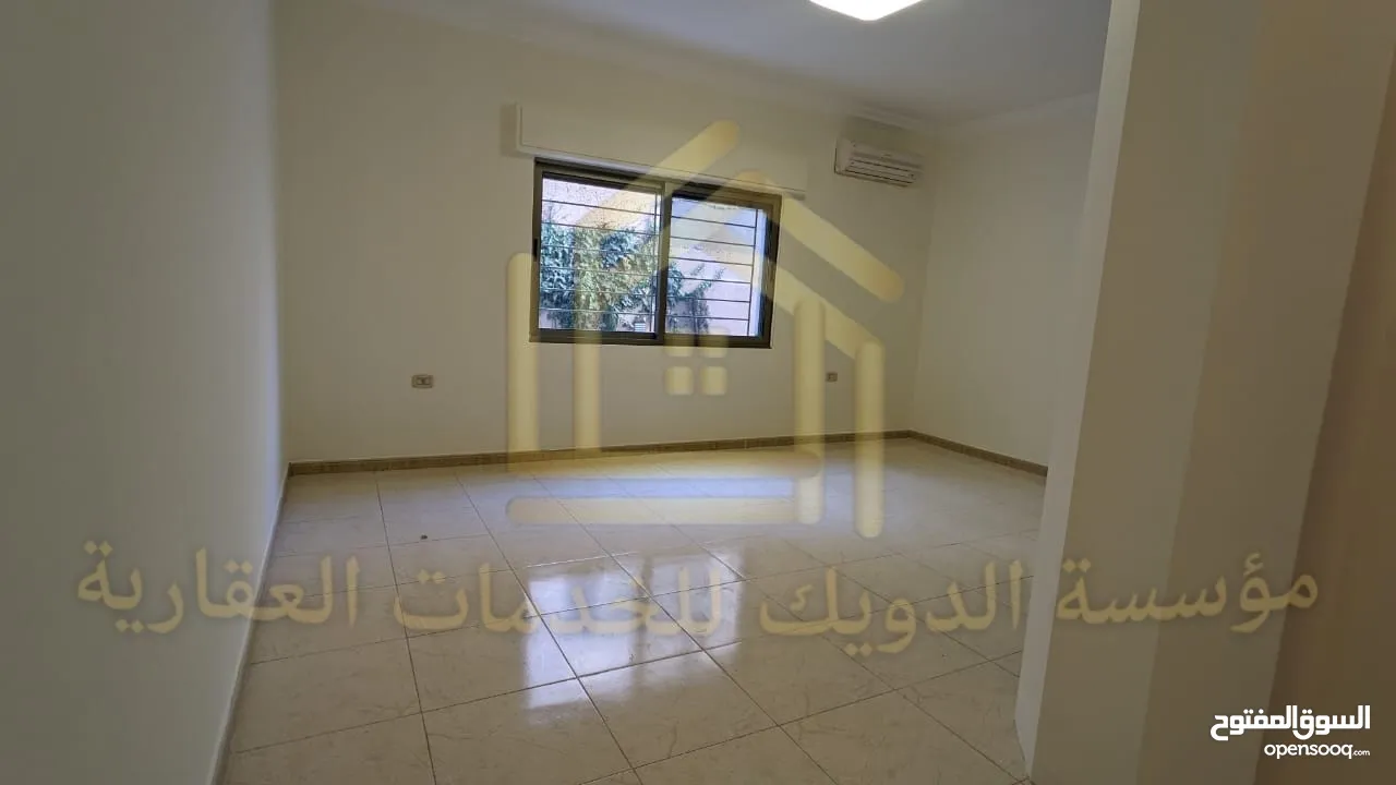 شقة فاخرة - عبدون - 4نوم 2ماستر - حديقة - ترسات - مسبح - أرقى مناطق عبدون -