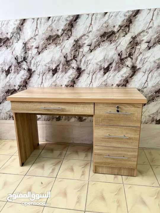 حرقناااا الاسعار للموظفين و الطلاب بأقل تكلفه وفرنالك مكتب 120*60 باجمل التفصيلات خشب مكفول مستورد