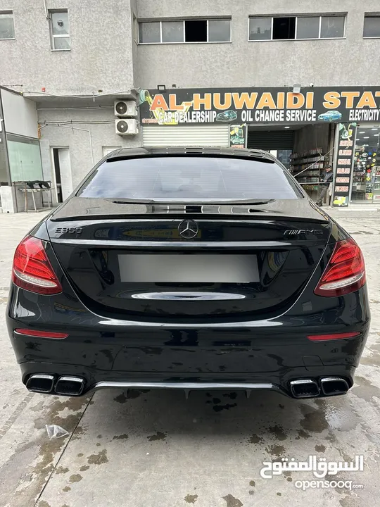 مرسيدس E350 سبيشل اوردر الوحيدة كت 63 عداد AMG اصلي بلاك ايدشن من الشركة المواصفات خاصة غرغورية