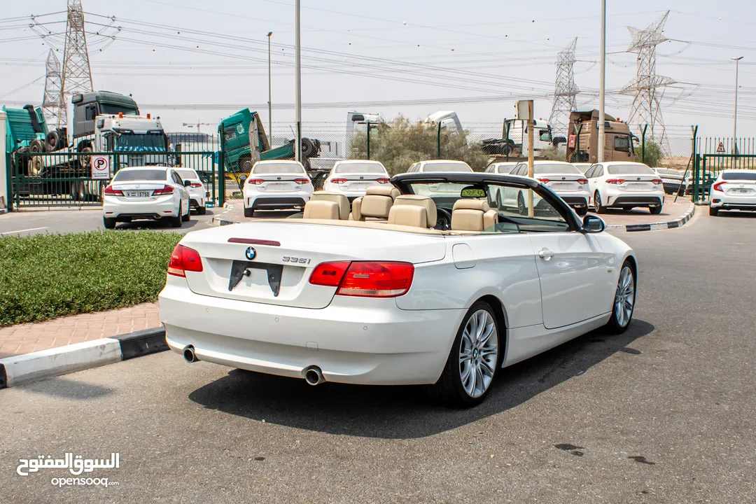 BMW 335I CONVERTIBLE // FRESH JAPAN IMPORTED // LOW MILEAGE // ONLY 50,000 KM DONE