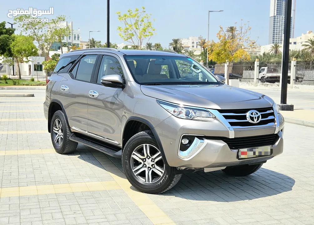 TOYOTA FORTUNER 2019 AGENCY MAINTAIND SINGEL OWNER