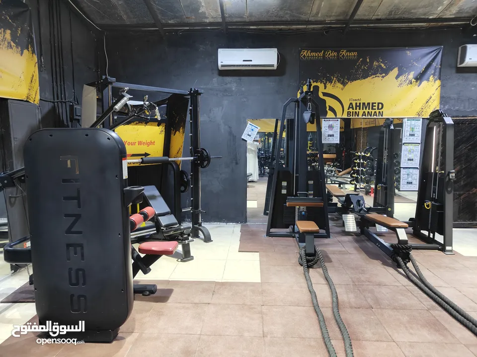 PRIVATE GYM EQUIPMENTS READY FOR SALE