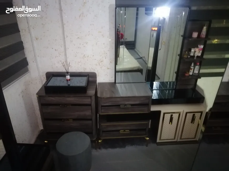 غرفة نوم ماستر مستعمله استعمال بسيط