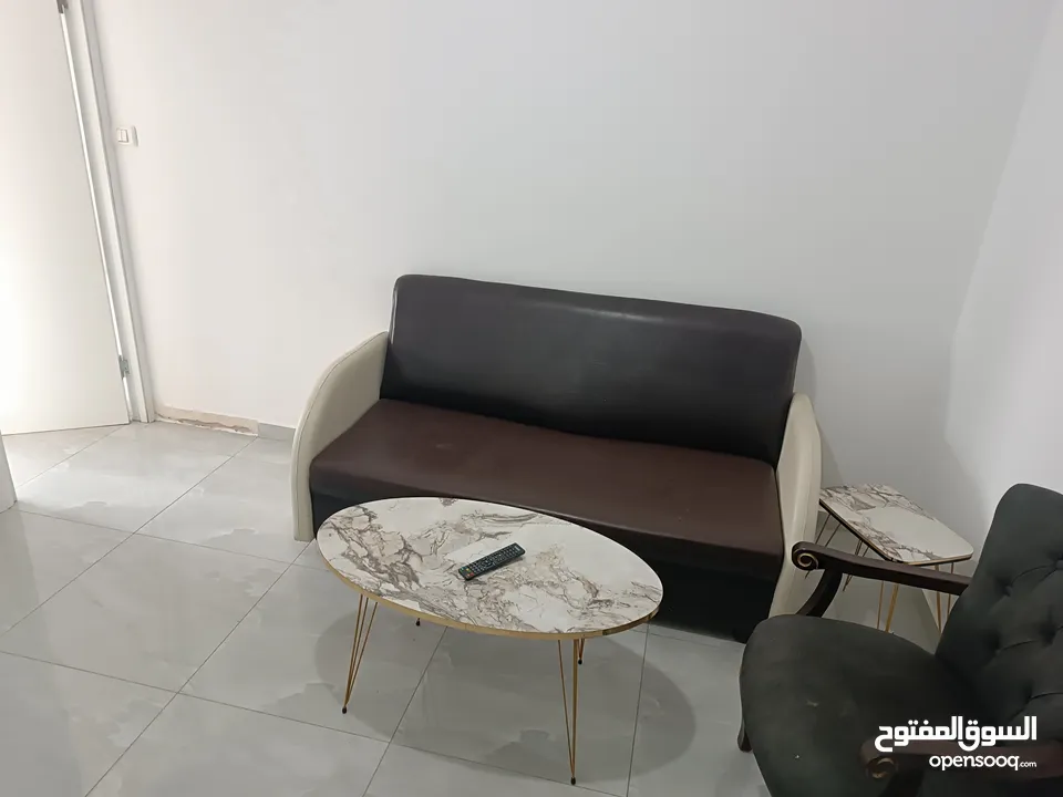 استديو مفروش طابق ثاني