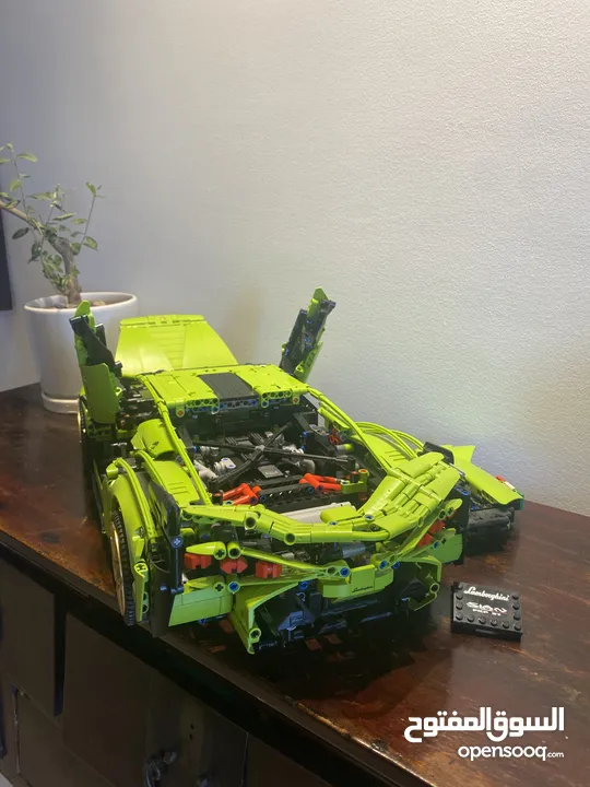 Lamborghini Sián FKP 37 1:8 Ferrari Daytona SP3 - High-Detail Technic-Style Construction Model