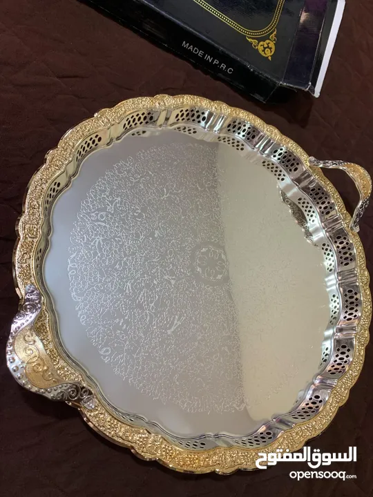 مضايف العيد ذهبيه نوعيه ثقيله استعمال خفيف