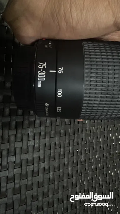 Canon  EOS T7 (2000d)كاميرا  للبيع مع عدستين واكسسوارات كامله