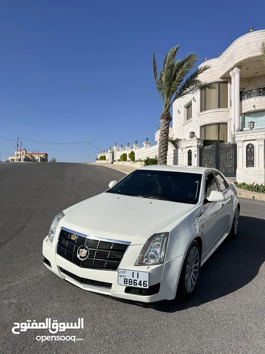 للبيع او للبدل كاديلاك CTC 2010 كاتيرا بحالة الوكالة فحص كامل اعلى نصف فل الفل لا تحتاج إلى اي صيانة