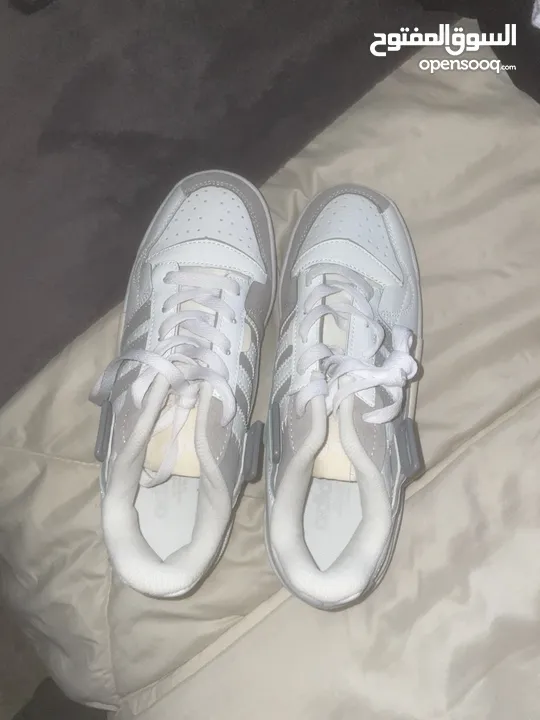 Adidas forum low