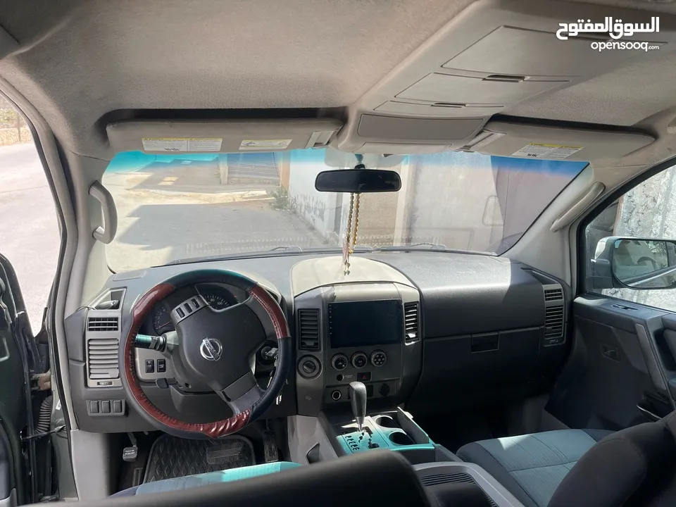 للبيع او البدل بكم نيسان تيتان بنزين فورويل شغال فتحة قناص مرخص Nissan titan  قابل للتقسيط دفعة