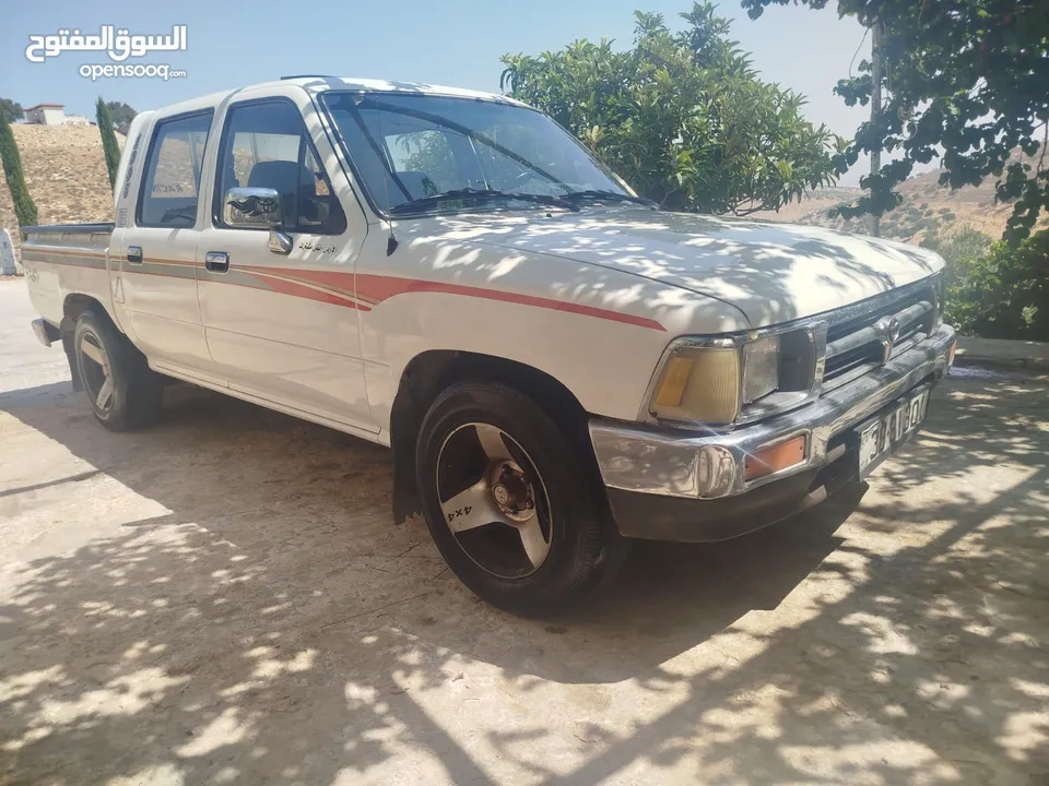 بكب تويوتا هايلوكس دبل كمين