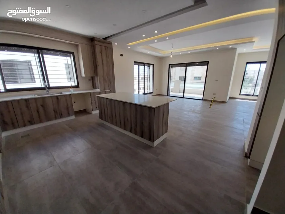 Unfurnished apartment to Rent  ( Property 38692 )-174796145