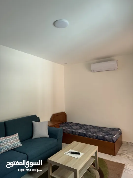 Newly Furnished Studio Near Uni. of Jordan استديو مفروش حديثاً بالقرب من الجامعة الأردنية