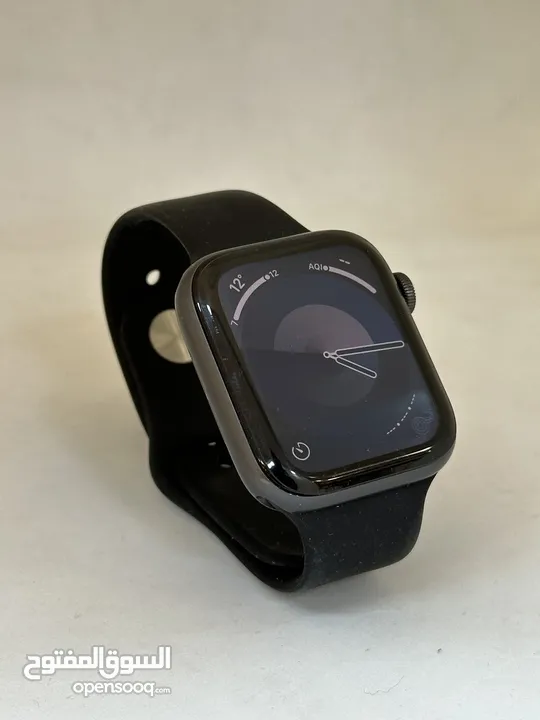 Apple watch se 44 ساعة مستعملة