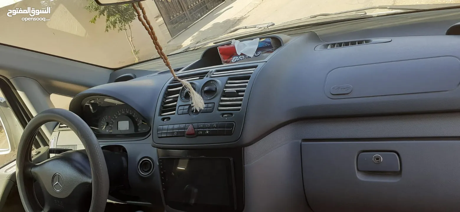 باص مرسيدس خمس ركاب