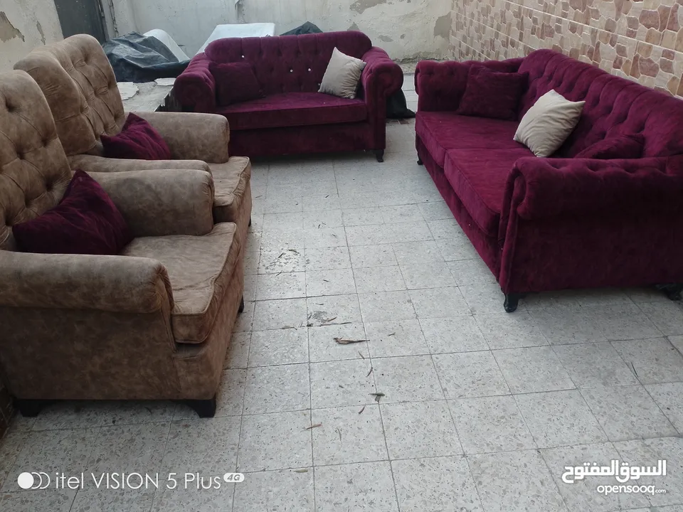 طقم كنب 7 مقاعد للبيع المستعجل