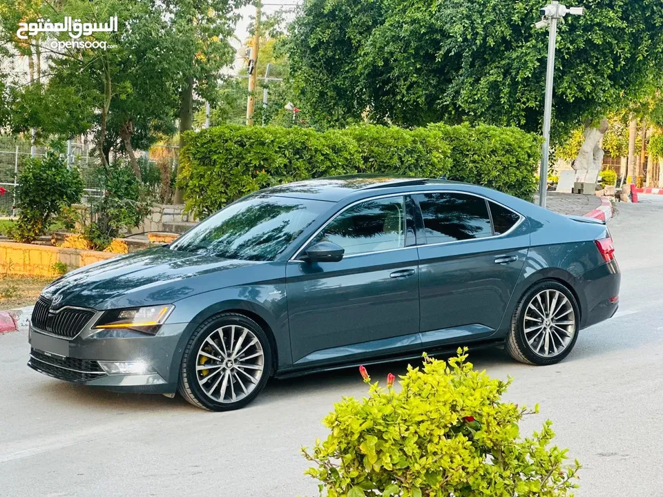 سوبير 4*4 لورين كلمنت للبيع بسعر مناسب