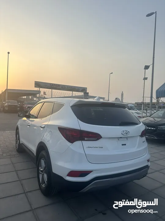 Hyundai santafe 2017