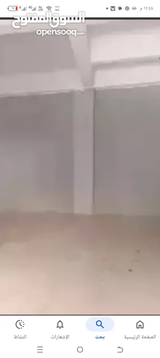 مخازن مع ساحه بمساحه 400م مع ماءوكهرباء