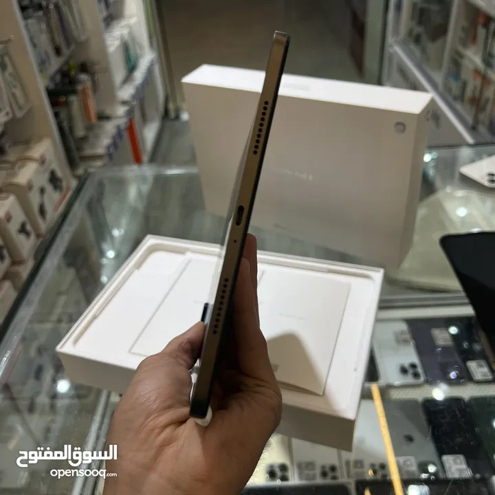 Tab Tab Xiaomi Pad 6 256GB - 8G ram مع كرتونة وقلم شومي الاصلي  غير مفتوح او مصلح في تقويس خفيف بشصي