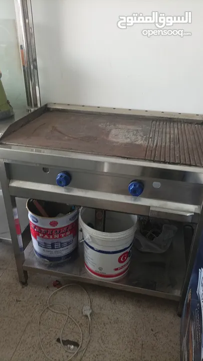 Convection oven, 10 plates, works   on gas