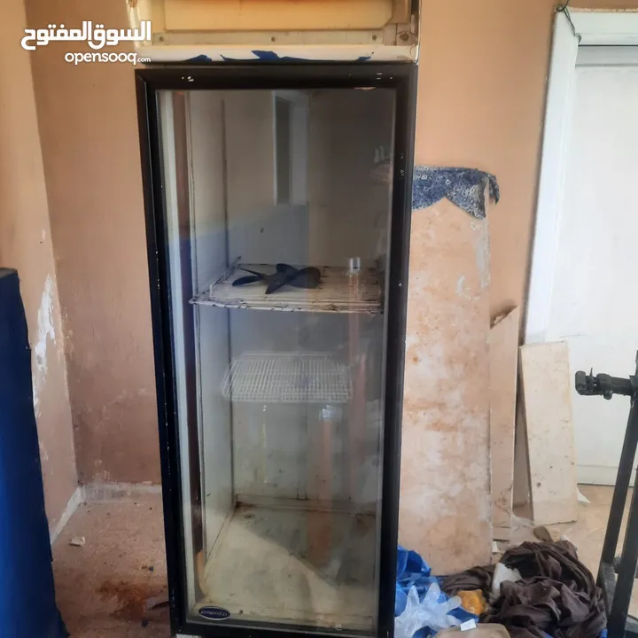 مجلى ستيلس ثقيل صناعي  ثلاجة بحاجه الى مروحة  طاوله ستيلس  غاز عين وحدة كانون كبير طول مترين عرض 40س