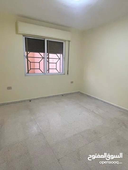 شقة فارغة للايجار في الجبيهة 3 نوم 300 Unfurnished apartment Al Jubaiha 145sqm 300