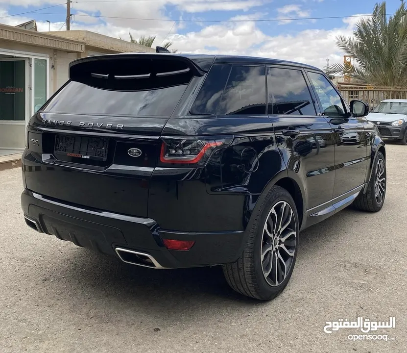 30 الف كيلو   وارد المانيا بحال الوكالة  Range Rover Sport 2022