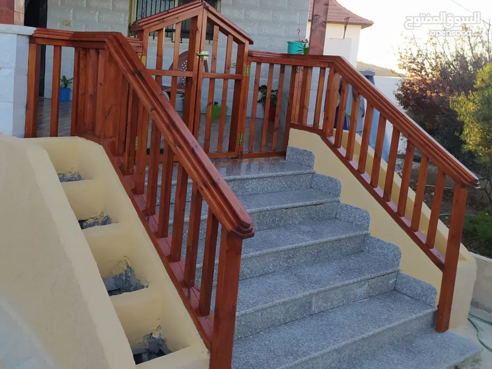 اعمال خشب وقرميد وبوركولوت