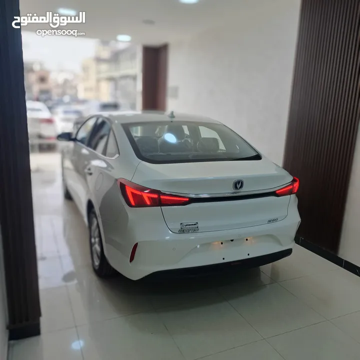 CHANGAN EADO 2023 ZERO كفاله 3 سنوات شاشه كمرات امامي + خلفي تقطع مسافة 400 km للبيع
