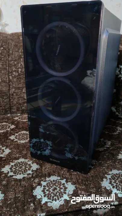 كيس raidmax neon rgb3 fan فاضي للبيع المستعجل