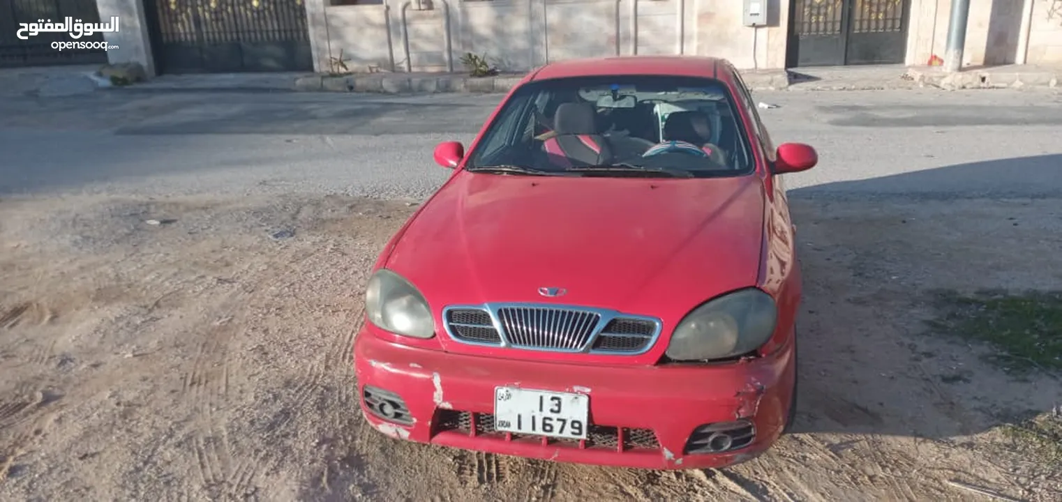 سيارة دايو لانوس هاتشباك موديل 2001