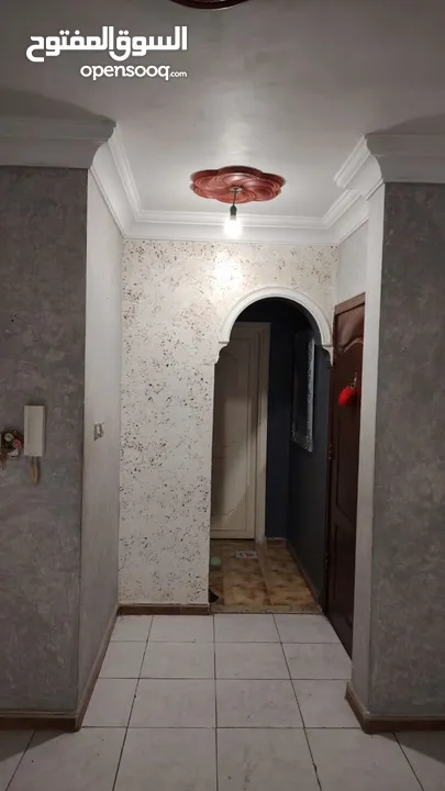 شقة ثلاث غرف نوم وحمامين من المالك