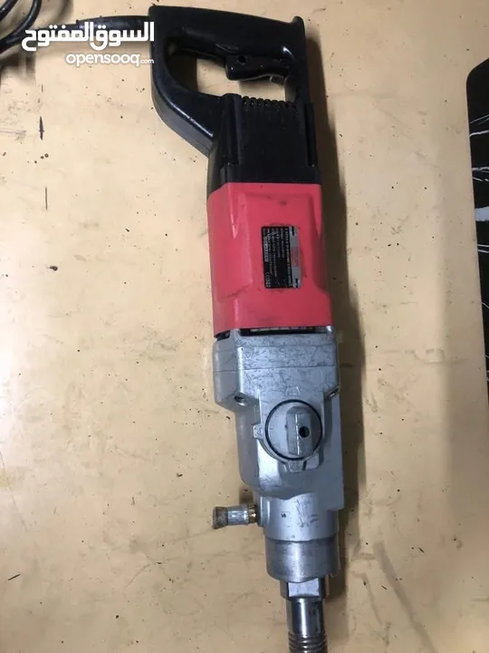 عدد مستعمله أصلي 100%مع ضمان ويوجد توصيل