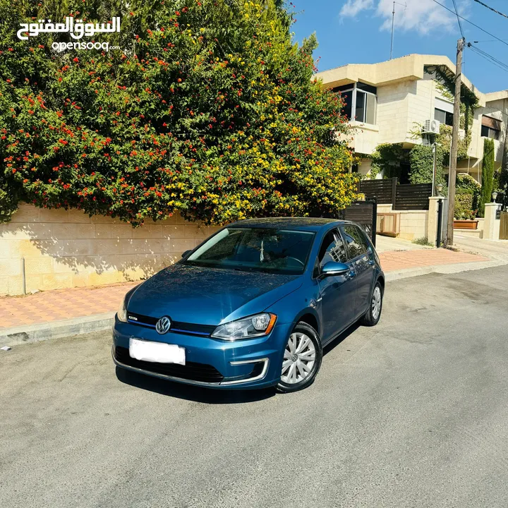 فوكسفاجن E-Golf 2015 بحالة الوكالة فحص كامل 7 جيد عداد قليل 63,000 Km فقط للبيع بسعر مغري للجادين