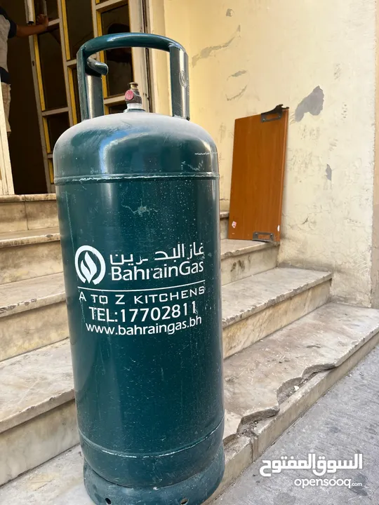 Bahrain gas cylinder with regulator