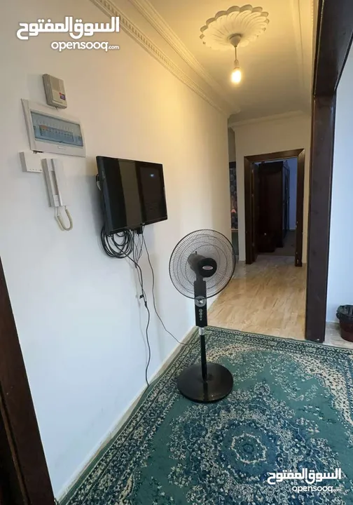 اثاث منزل بحالة الوكاله وأجهزة كهربائية