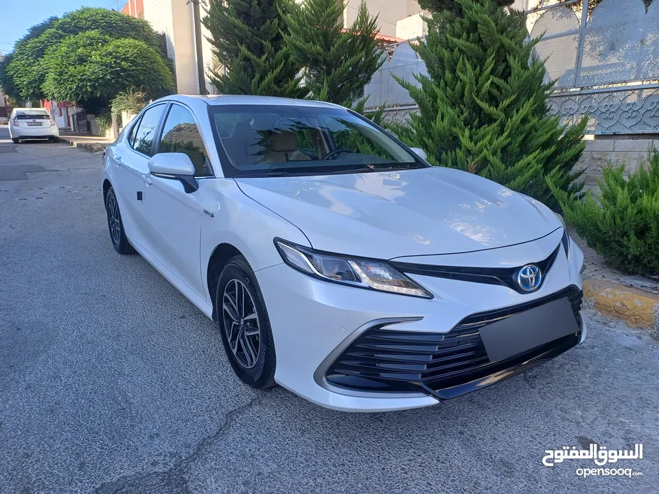 Toyota Camry LE 2024 مالك اول من الزيرو بحالة الشركة