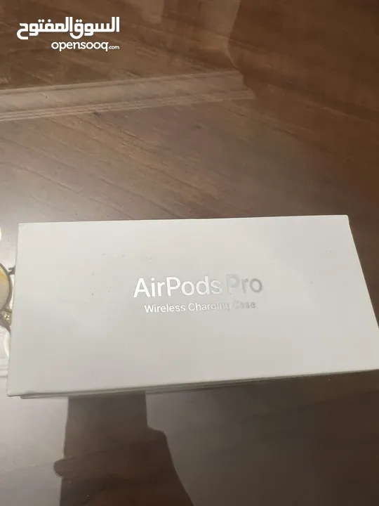 Airpods pro (wireless charging case) barely used