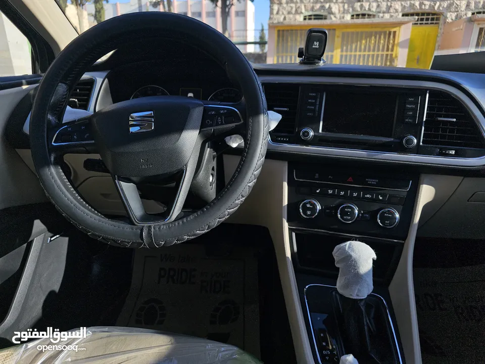 سيات ليون Fr موديل 2014 ماتور 1200 تيربو بنزين سيارة رياضية مميزة جدا جدا ،