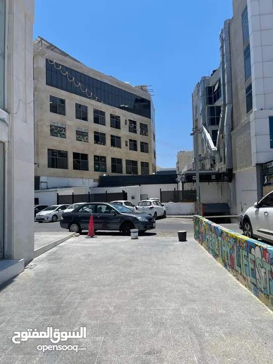 مكاتب للبيع جاهزة للتسليم بارقى مناطق السابع بالقرب من بنك الاردن