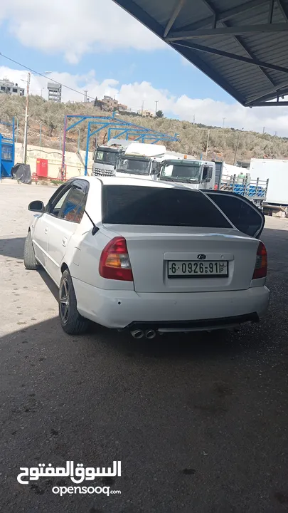 هونداي فيرنا 2002