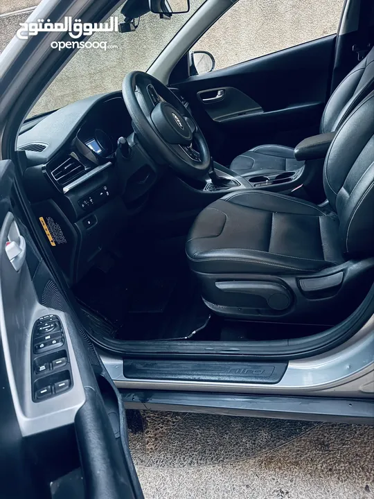 جيب كيا نيرو هايبرد بنزين + كهرباء