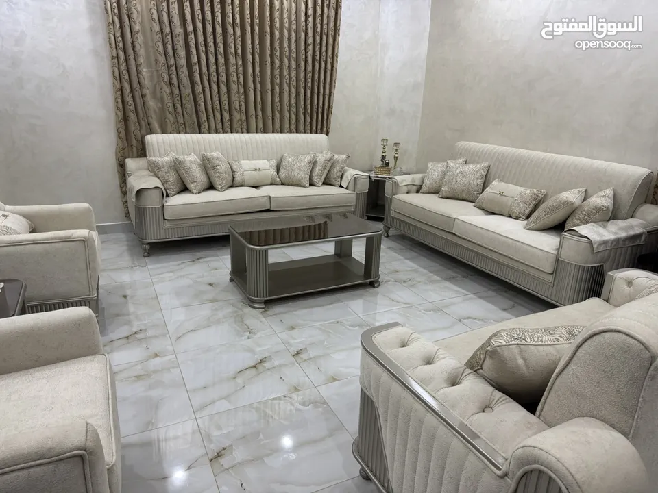 طقم كنب شبه جديد