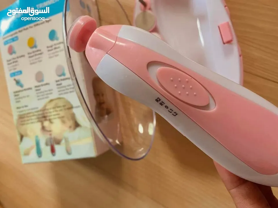 مبرد أظافر كهربائي للأطفال الحل الأمثل لمشكلة أظافر الأطفال  يحتوي على 6 رؤوس متعددة .
