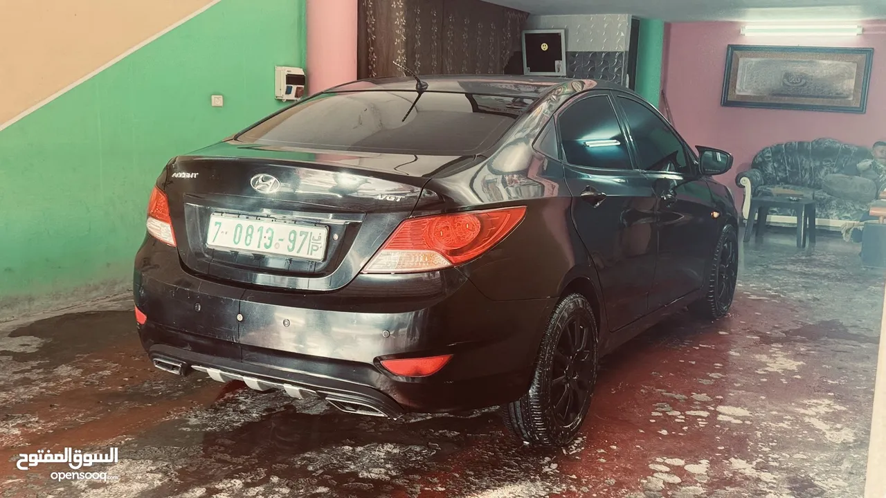 اكسنت ديزل 4 غيار ولا دقة بلاطه دهانات اغلبها بويه شركة الله يبارك لصاحب النصيب