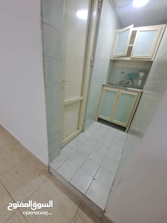 استوديوهات للايجار بالسالمية علي الدائري الخامس