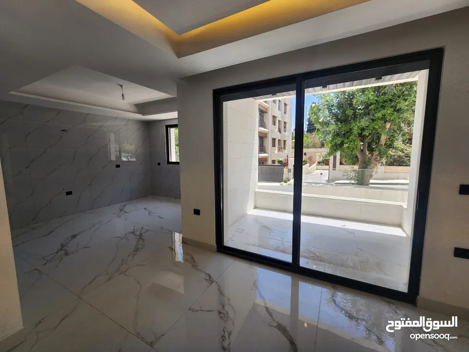 شقة فارغة للبيع في منطقة الدوار الرابع ( عدد 2 ) - ref : 14598